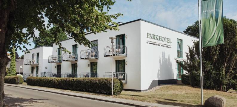 四季公园酒店库隆斯博恩(Parkhotel IV Jahreszeiten Kühlungsborn)图片