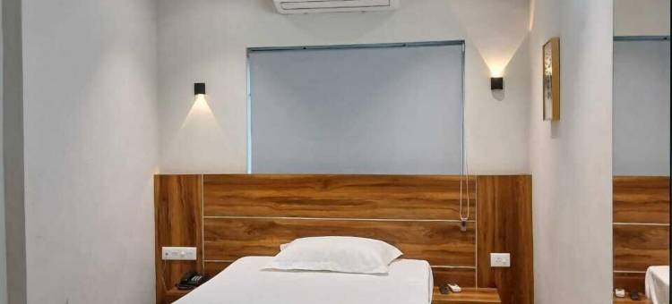 卡纳克雷西登斯塔拉萨里(Kanak Residency Thalassary)图片