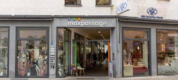 Global Living 设计公寓 I 奥格斯堡市政厅广场(Global Living - Design Apartment I Rathausplatz I Kitchen I Augsburg)图片