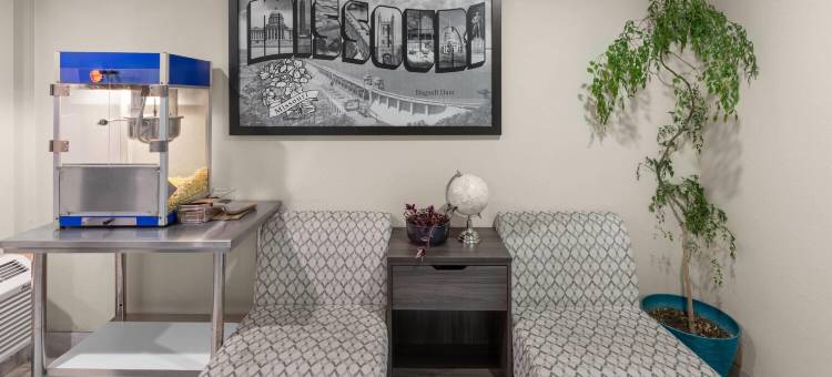 密苏里州岩石港速8酒店(Super 8 by Wyndham Rock Port MO)图片