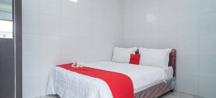 红多兹Plus酒店-近泗水西托商场(RedDoorz Plus Near Cito Mall Surabaya)图片