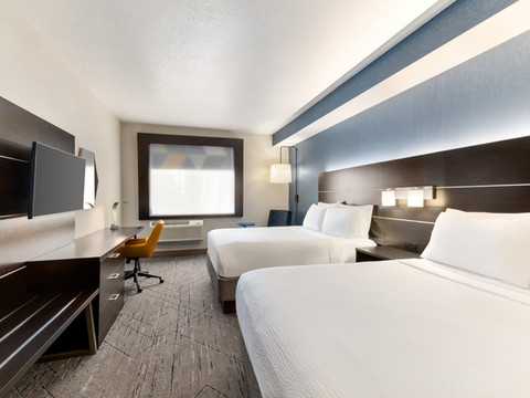 尤金市中心 - 大学智选假日套房酒店