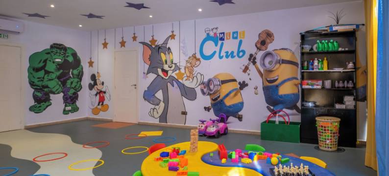 肯兹梅纳拉宫度假村(Kenzi Menara Palace & Resort)图片