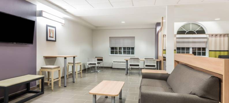 温德姆克拉马斯瀑布麦客达酒店(Microtel Inn & Suites by Wyndham Beaver Falls)图片