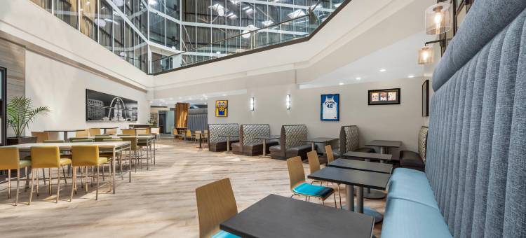丽笙圣路易斯市中心城南新区会展中心酒店(Radisson Hotel St Louis Downtown Convention Center)图片