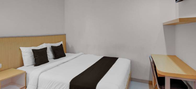 O酒店靠近斯里韦达里公园(原In酒店)(Hotel O near Taman Sriwedari formerly Indria Inn)图片