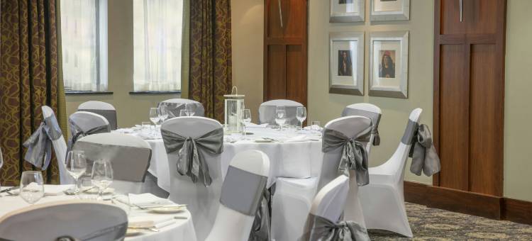英国埃文河畔斯特拉福德希尔顿逸林酒店(DoubleTree by Hilton Stratford Upon Avon)图片