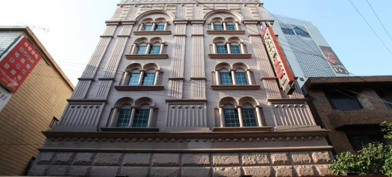 成信大学站PAV(Sungshin University Station Pav)图片