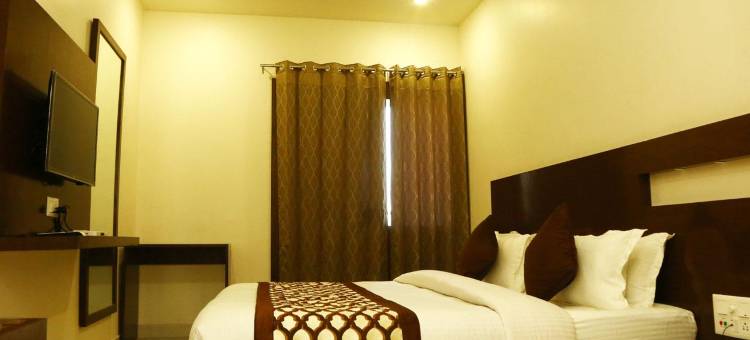 皇家旅馆(Royal Hopp-Inn Chittorgard)图片