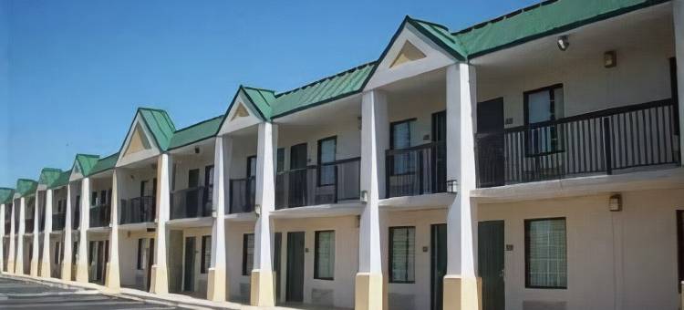 汉斯购物中心品质酒店及套房(Quality Inn & Suites Hanes Mall)图片