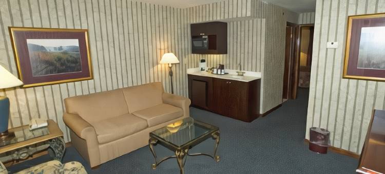 辛辛那提 I-275 凯艺套房酒店(Quality Inn & Suites Cincinnati I-275)图片