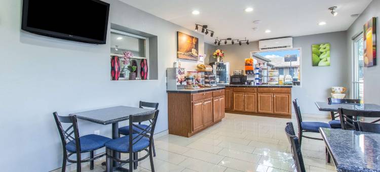 塞勒姆骑士套房酒店(Knights Inn & Suites Salem)图片