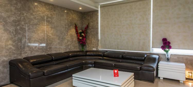 印多尔查潘市场的舒适豪华房(Palette by CheckIn Chappan Market Indore Formerly Sapphire Star)图片