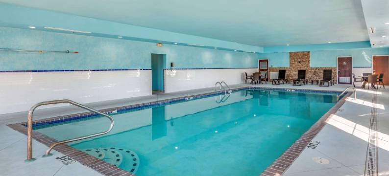 西孟斐斯I-40 I-55舒适套房酒店(Comfort Suites West Memphis I-40 I-55)图片