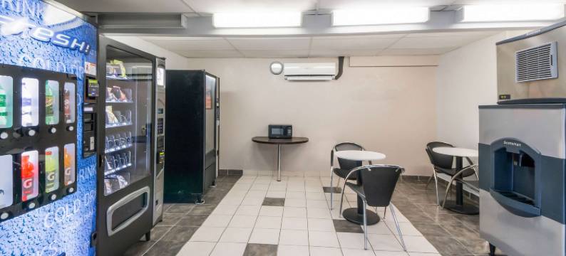 德克萨斯拉雷多 - 35 号州际公路 6 号汽车旅馆(Motel 6 Laredo, TX - North I-35)图片