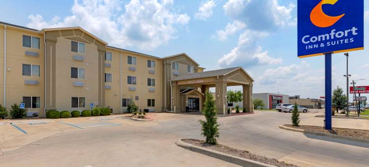 庞卡市附近玛朗德宅邸舒适套房酒店(Comfort Inn & Suites Ponca City Near Marland Mansion)图片