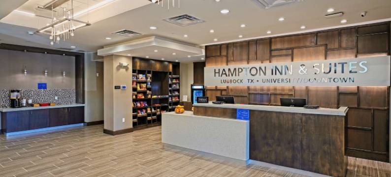 拉伯克大学欢朋套房酒店(Hampton Inn & Suites by Hilton Lubbock University)图片