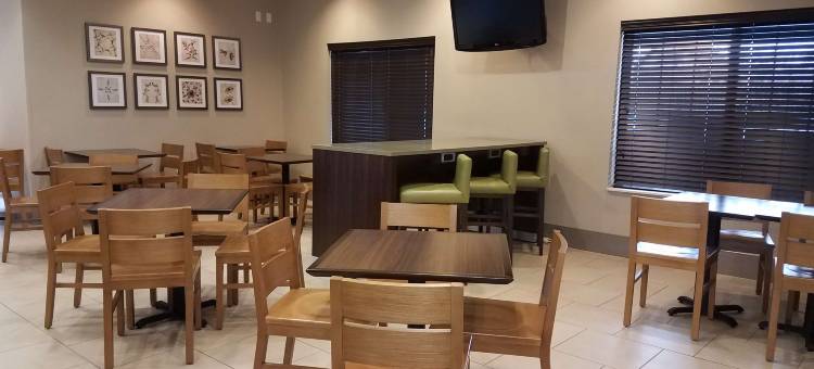 印第安纳波利斯机场南丽怡酒店(Country Inn & Suites by Radisson, Indianapolis Airport South, IN)图片
