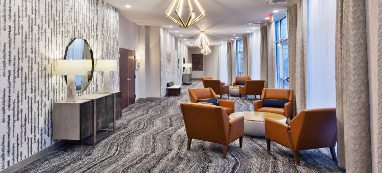 阿拉巴马多森希尔顿逸林酒店(Doubletree by Hilton Dothan)图片