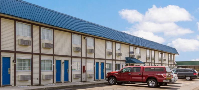 俄亥俄州罗斯福德 6 号汽车旅馆(Motel 6 Rossford, Oh)图片