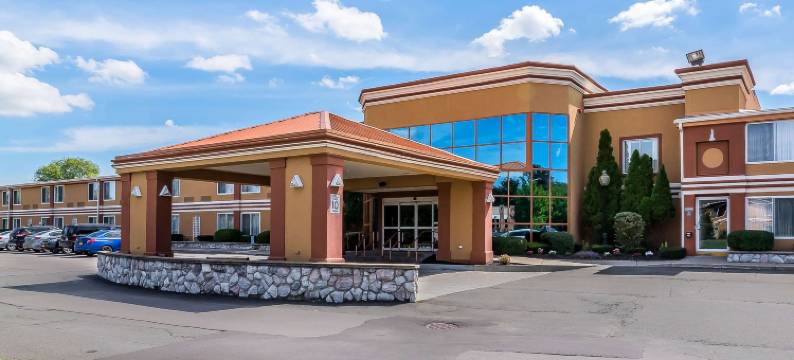 奥尔巴尼机场凯艺套房酒店(Quality Inn & Suites Albany Airport)图片
