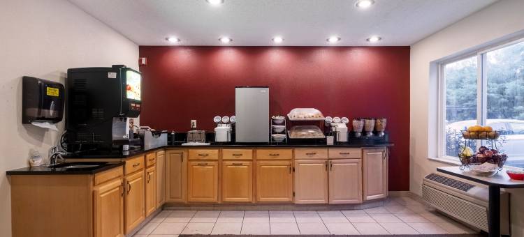 红顶酒店-克利夫顿公园(Red Roof Inn Clifton Park)图片