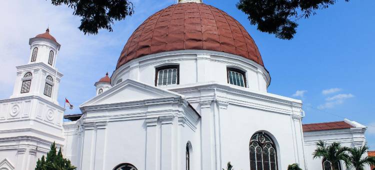 红多兹青年旅馆-近三宝垄古城(RedDoorz Hostel Near Kota Lama Semarang)图片