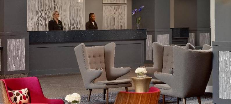 亚特兰大格威内特广场圣淘沙酒店(Sonesta Hotel Gwinnett Place Atlanta)图片