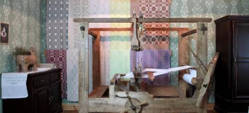 Senosios Geguzines Ukis图片