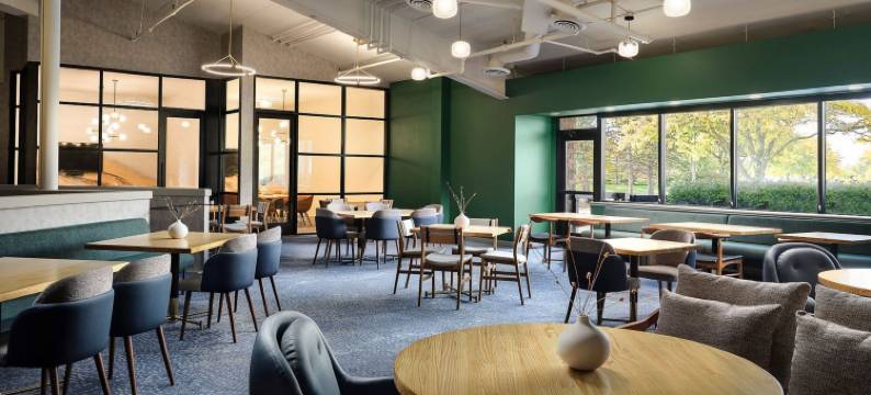 大急流城喜来登机场酒店(Sheraton Grand Rapids Airport Hotel)图片