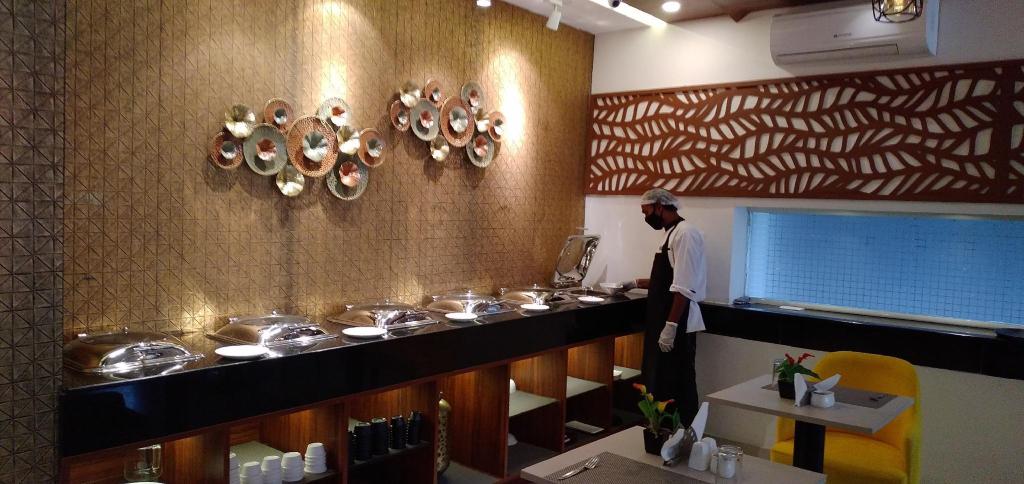 Regenta Inn Indiranagar by Royal Orchid HotelsOver view