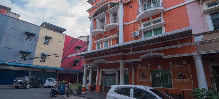 红多兹酒店@巴淡中心2号(RedDoorz @ Batam Center 2)图片