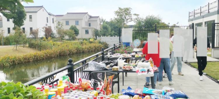 云漫居云漫民宿(中心路2号分店)图片