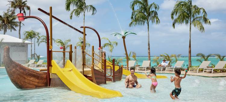 关岛皇冠假日度假酒店(Crowne Plaza Resort Guam)图片