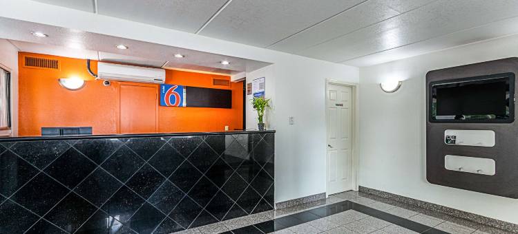 克里夫兰美国旅馆(Motel 6 Cleveland, TX)图片