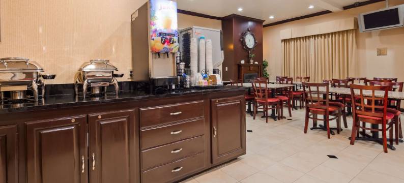 格伦多拉66号公路贝斯特韦斯特优质酒店(Best Western Plus Route 66 Glendora Inn)图片