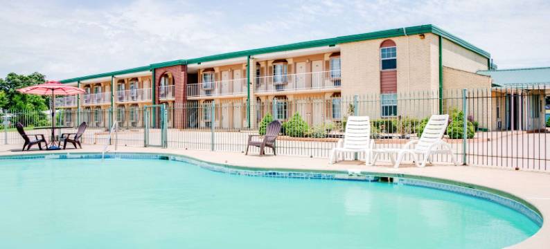 莫内特戴斯酒店(Days Inn by Wyndham Monett)图片