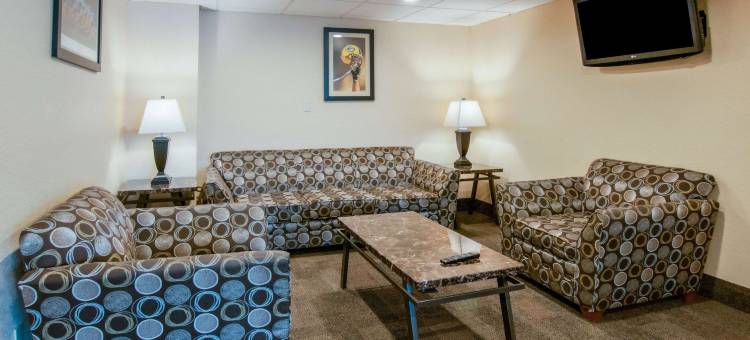 格林贝体育场区品质酒店(Quality Inn Stadium Area Green Bay Stadium)图片