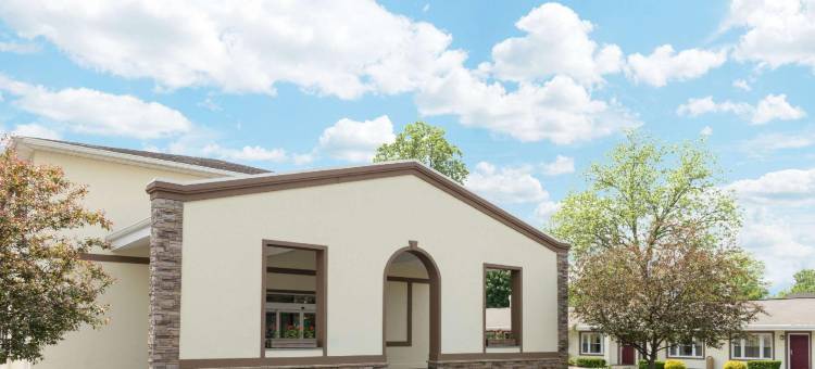 波基普西品质酒店(Quality Inn Poughkeepsie)图片