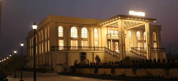 古尔莫哈尔皇家酒店(Gulmohar Royals)图片