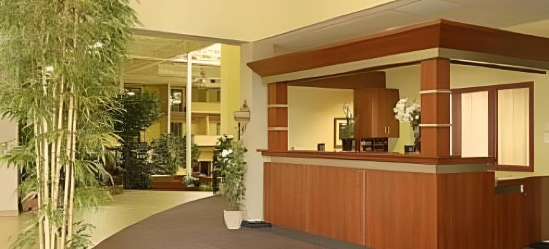 布兰维尔戴斯酒店及会议中心(Days Inn by Wyndham Blainville Conference Centre)图片