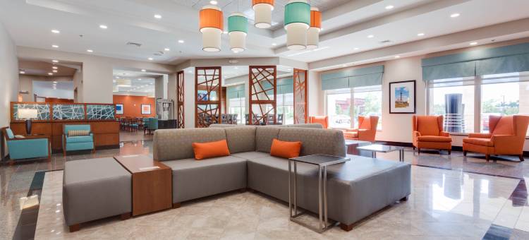 迈尔斯堡机场FGCU德鲁里套房酒店(Drury Inn & Suites Fort Myers Airport FGCU)图片