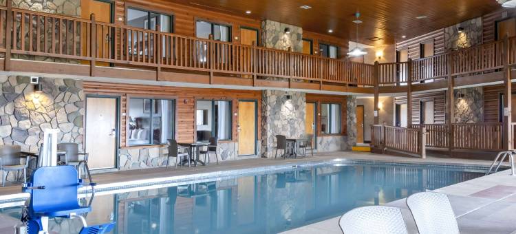 亚什兰苏必利尔湖凯艺酒店(Quality Inn Ashland - Lake Superior)图片