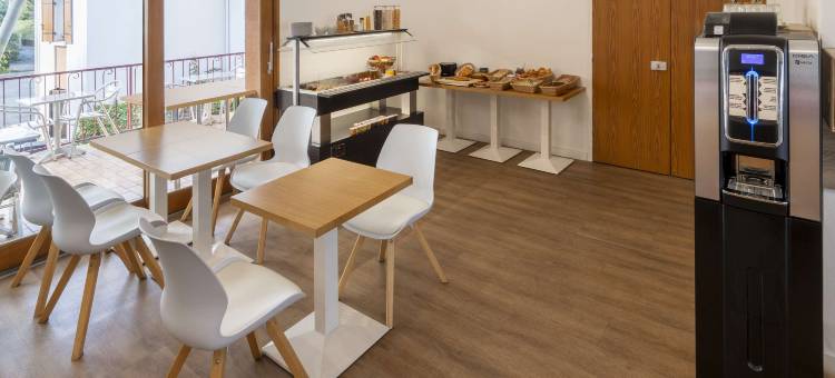 桑特贝斯特韦斯特Sure酒店(Sure Hotel by Best Western Saintes)图片