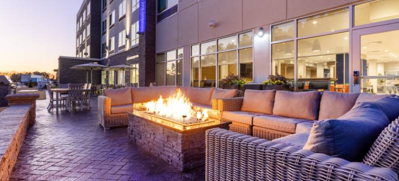 本森洲际智选假日套房酒店(Holiday Inn Express & Suites BENSON by IHG)图片