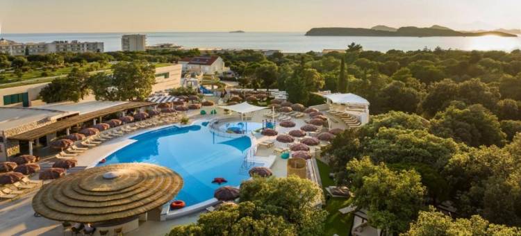 瓦拉马尔蒂雷纳酒店(Valamar Tirena Hotel)图片