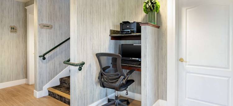 雪松贝斯特韦斯特酒店(Best Western Cedar Inn  Suites)图片