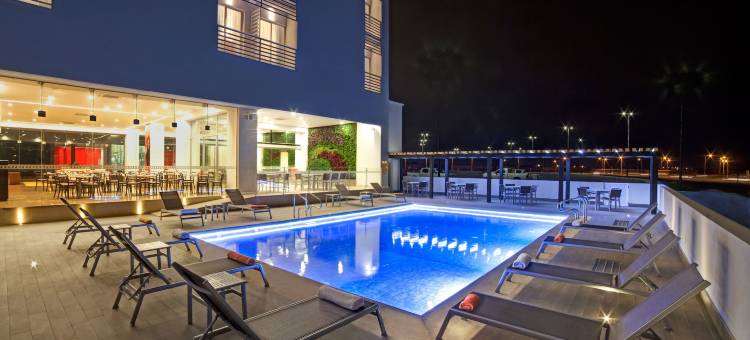 新韦拉克鲁斯悦思酒店(Hotel Yes Inn Nuevo Veracruz)图片