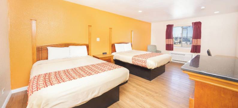 洪多丽晶酒店(Regency Inn Hondo)图片