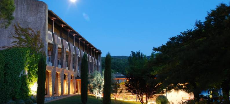 卡斯特尔卢贝龙酒店(Vacances Bleues Hôtel Castel Luberon)图片